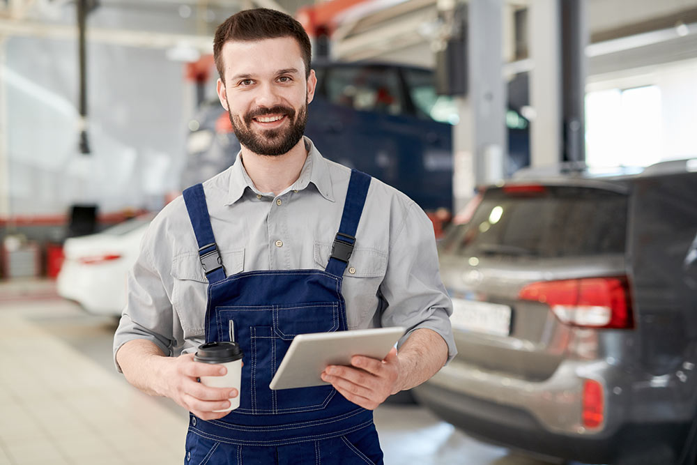 do auto body shops report damage to insurance